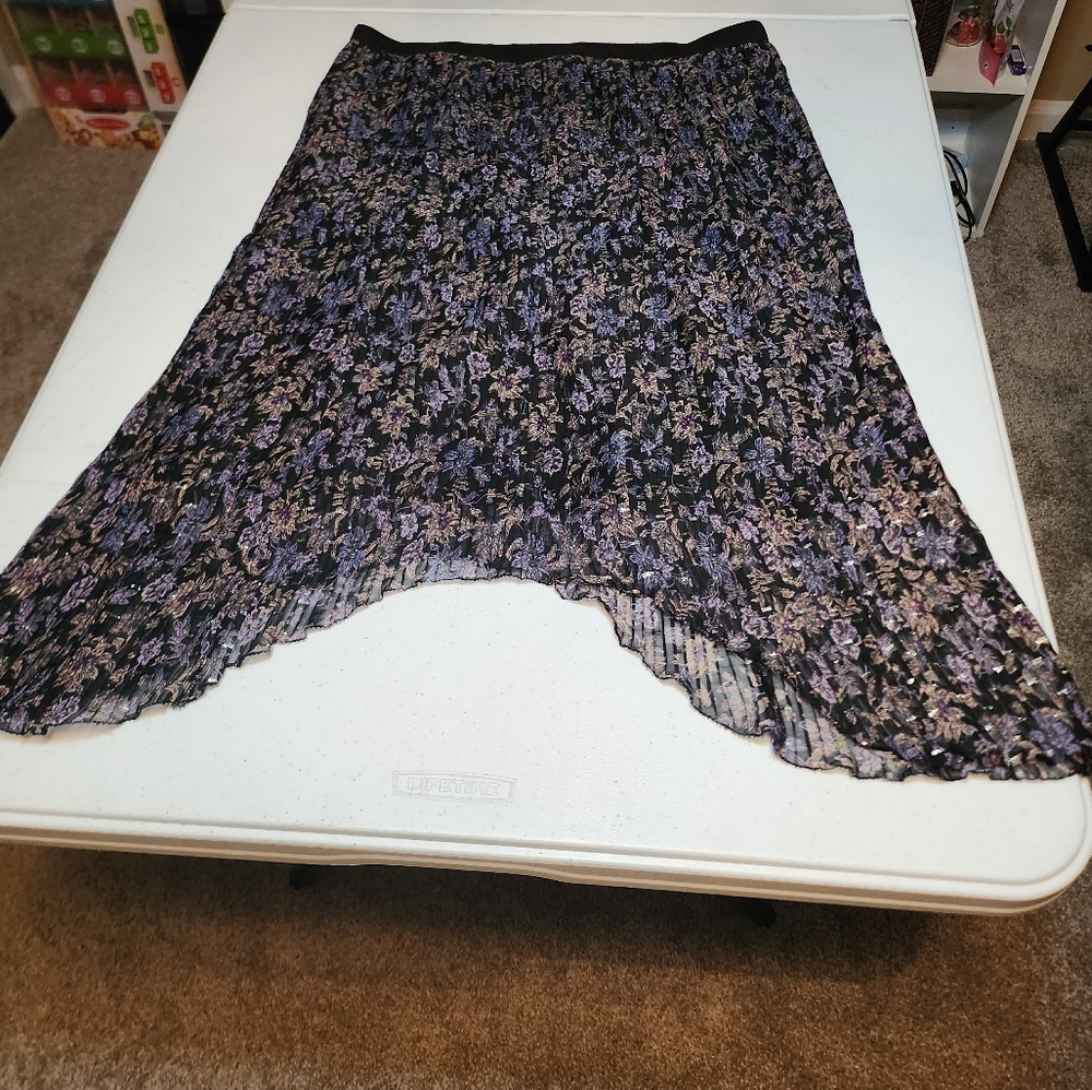 Good Hart Navy Black and Purple Skirt Size Large